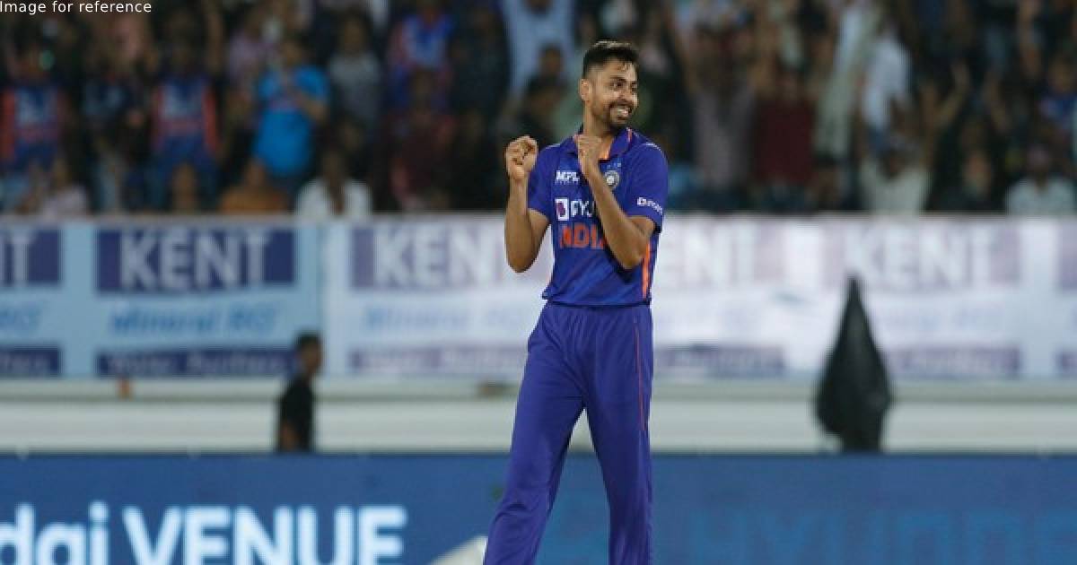 Indian bowling coach Paras Mhambrey impressed with bowlers despite loss to West Indies in second T20I
